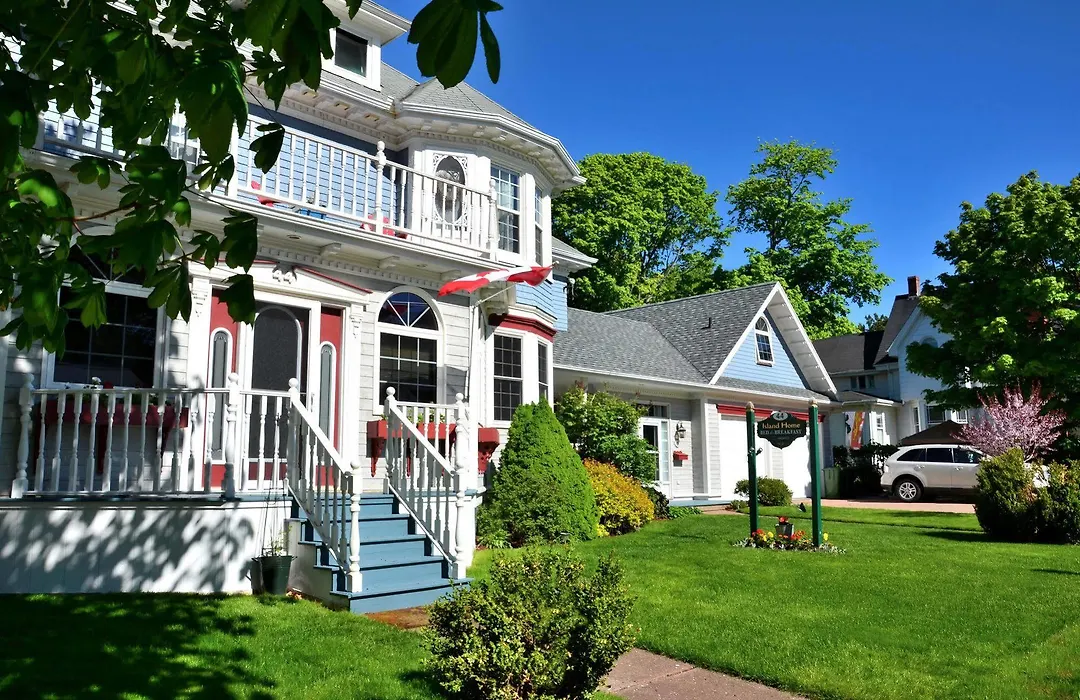 Island Home Bed And Breakfast-1